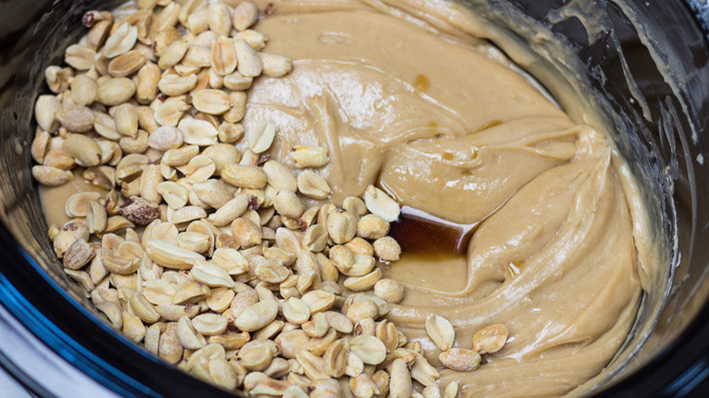 peanut butter fudge in slow cooker