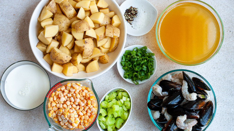 ingredients for slow cooker seafood chowder