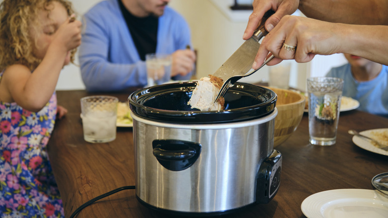 serving chicken from slow cooker