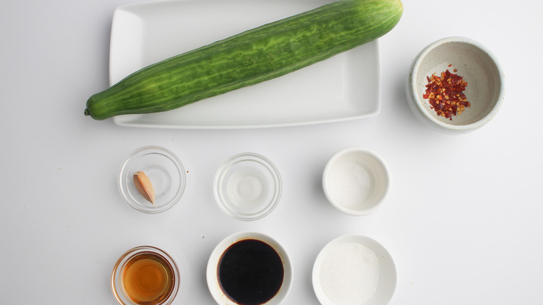 cucumber salad ingredients