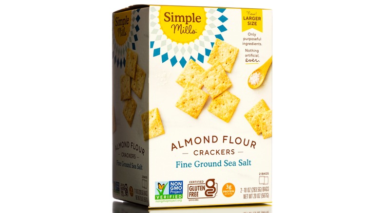 almond flour crackers