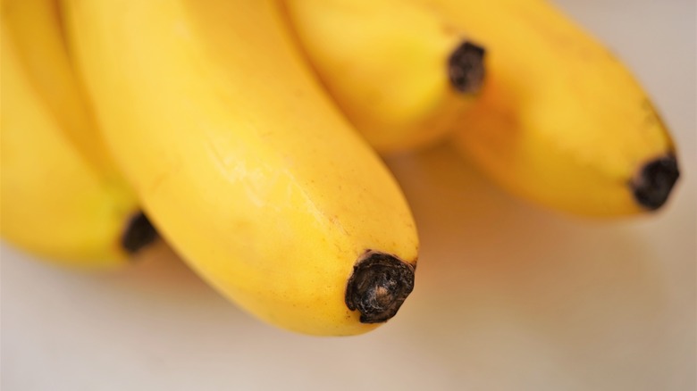 ends of bananas