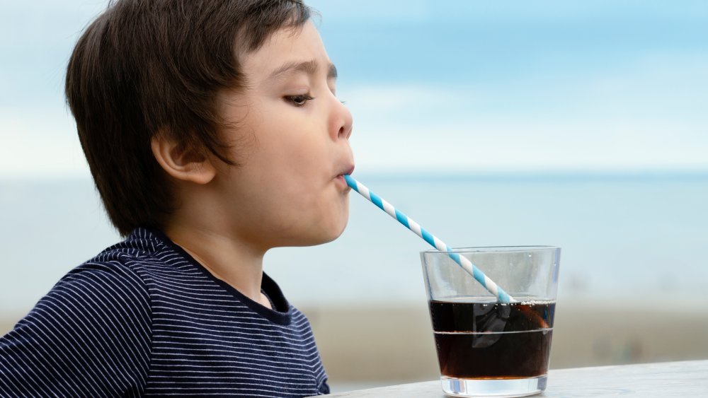 kid drinking soda myth