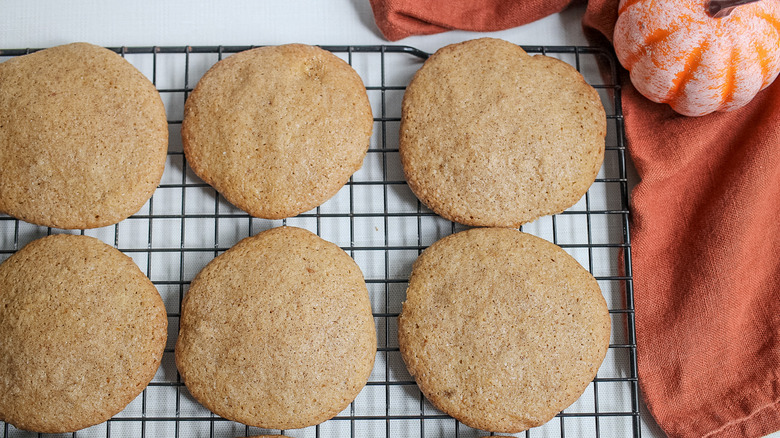 cookies on a cooling rack