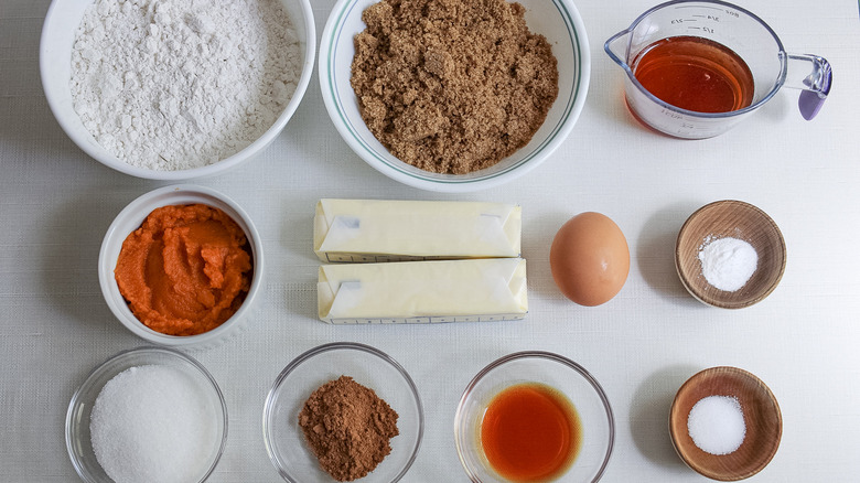 ingredients for pumpkin cookies