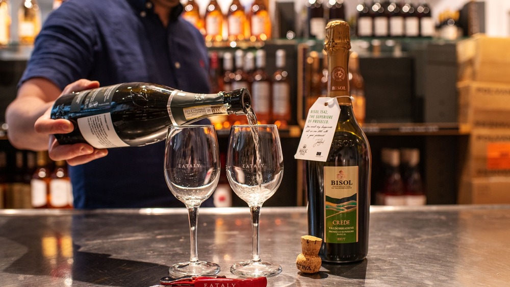 Prosecco poured in Las Vegas