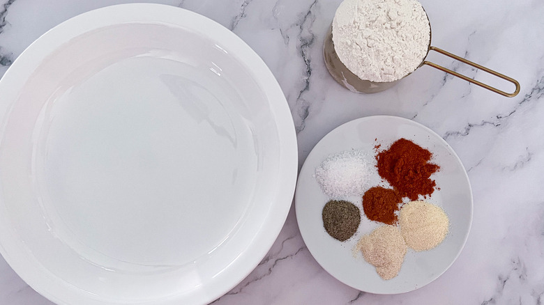 flour in bowl 