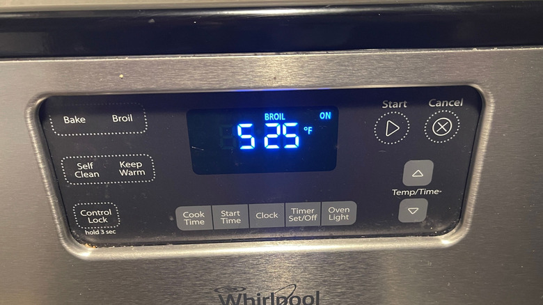 Oven set to broil at 525 F