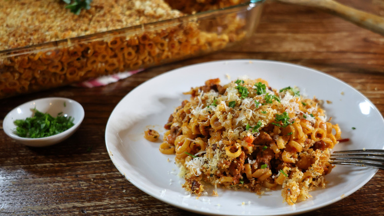 plate of anelletti al forno