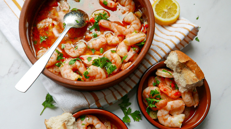 spanish garlic shrimp in dishes 