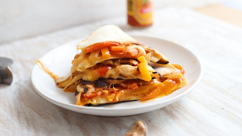 quesadilla with bell peppers