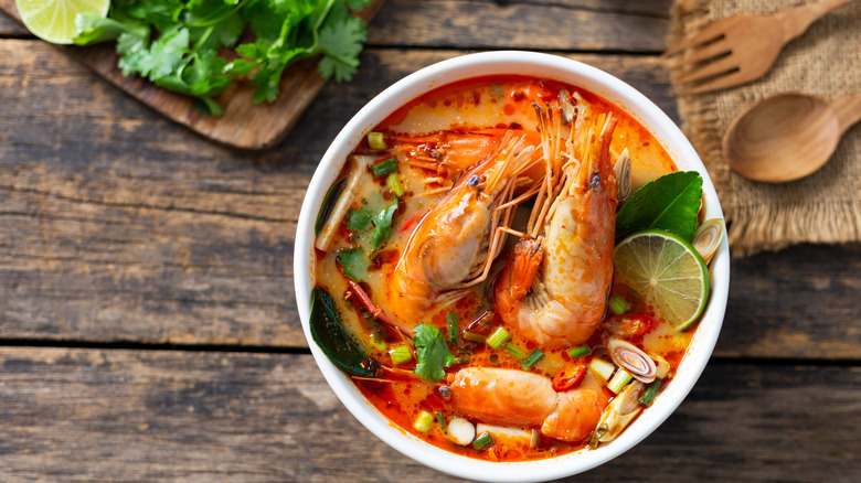 thai tom yum soup with shrimp