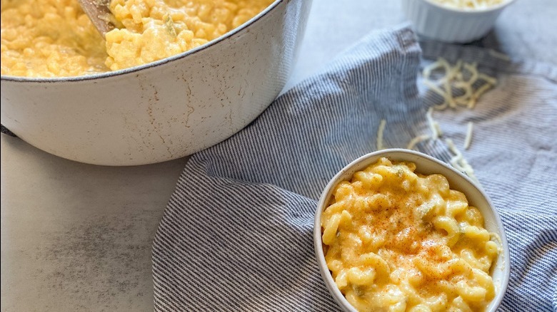 Photo of a bowl of spicy mac and cheese