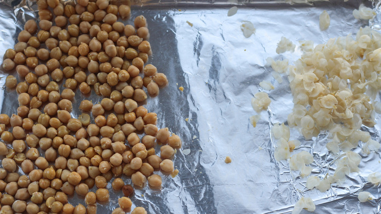 Preparing chickpeas