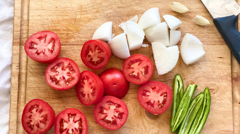 Spicy Salsa Roja Recipe ingredients chopped