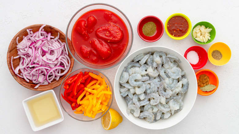 Spicy shrimp stew ingredients