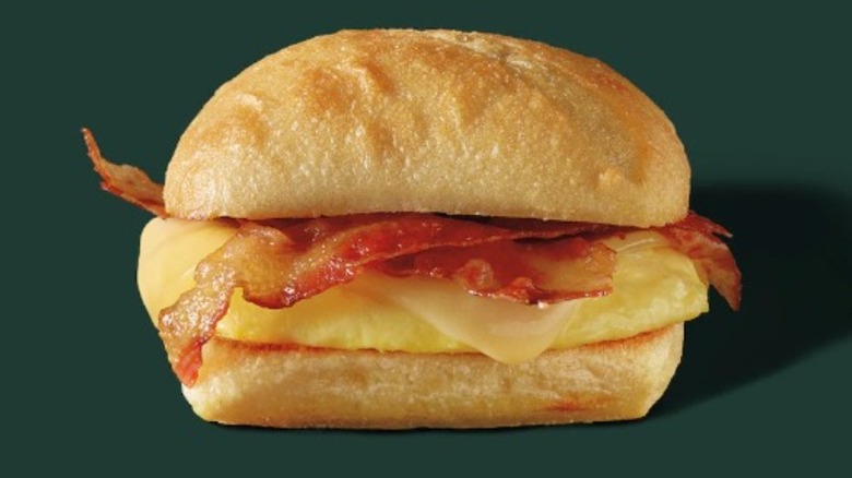 bacon gouda breakfast sandwich