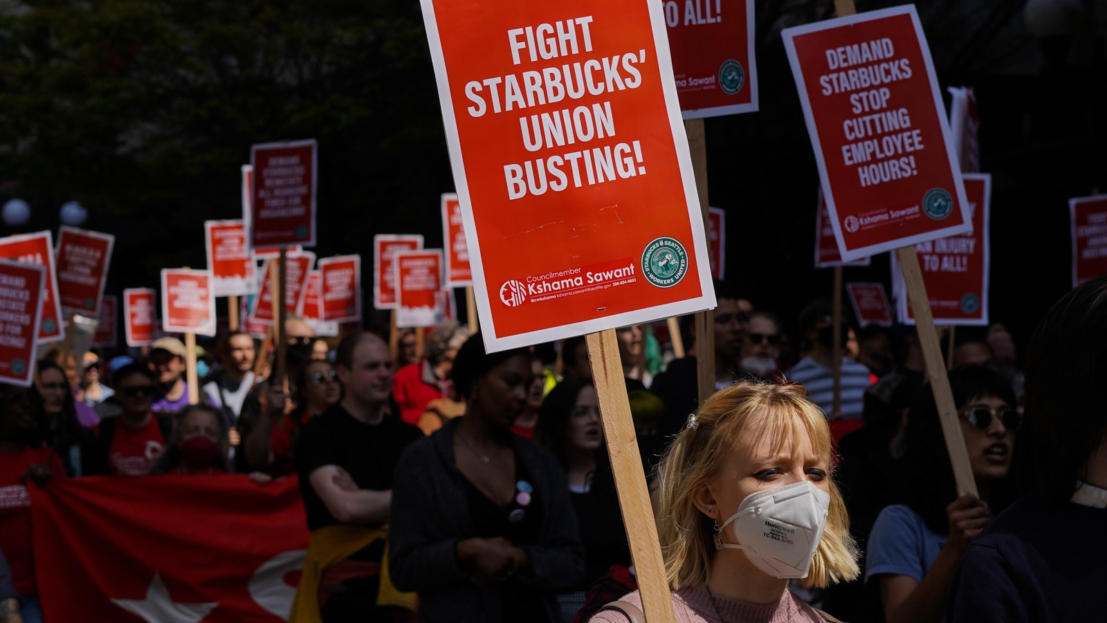 starbucks-has-seriously-crossed-the-line-with-its-union-busting