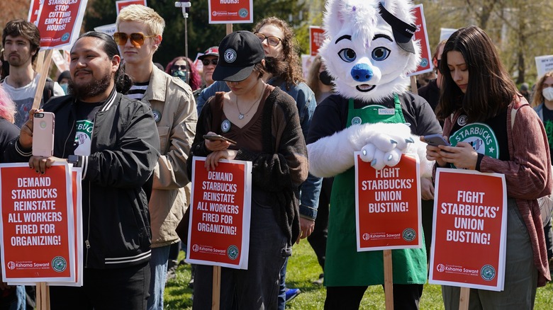 Starbucks Worker Solidarity Run