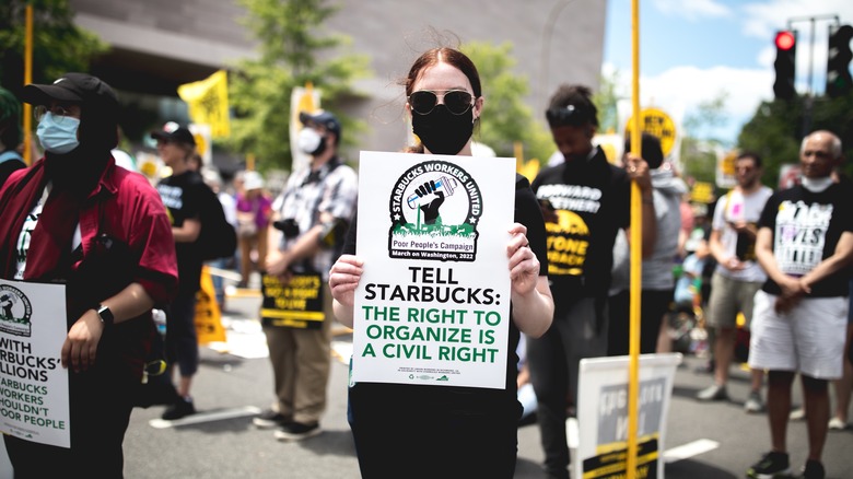 Starbucks union workers picketing