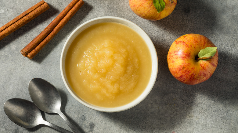 Bowl of applesauce