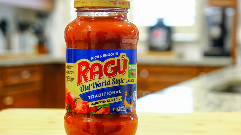 Ragu marinara sauce