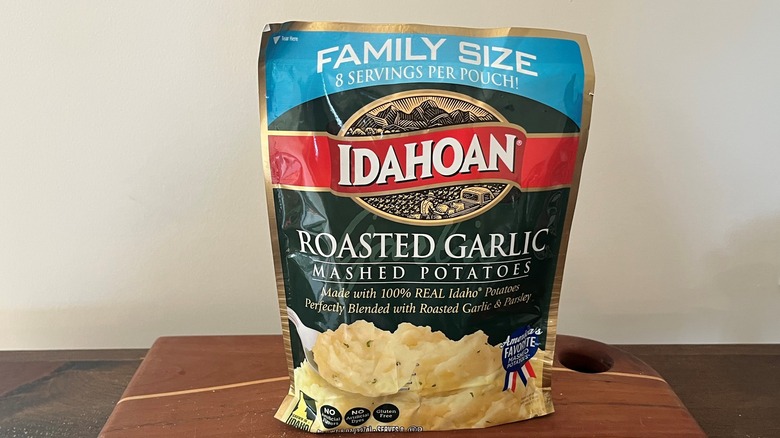 Idahoan Roasted Garlic Mashed Potatoes