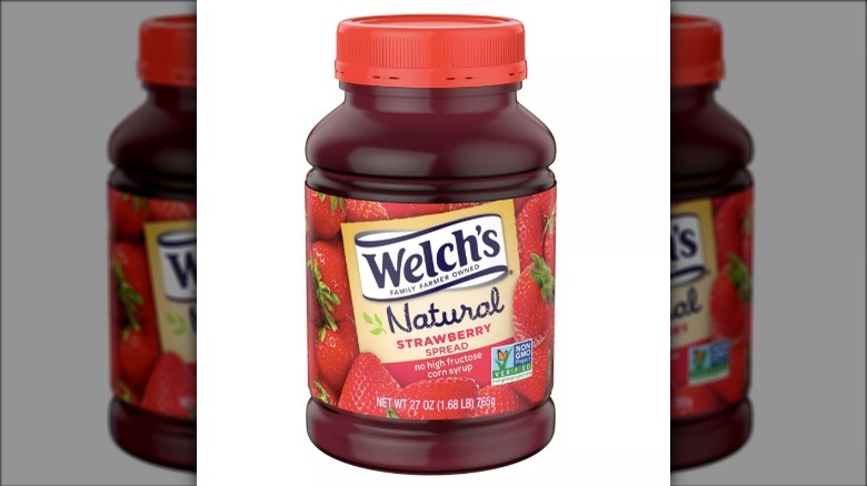 Welch's natural strawberry 