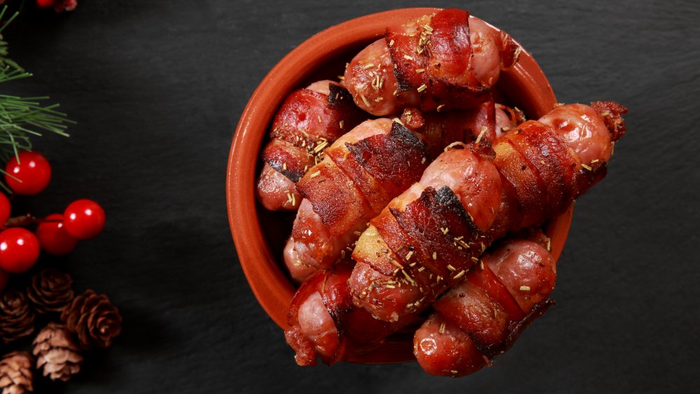 Bacon wrapped sausages