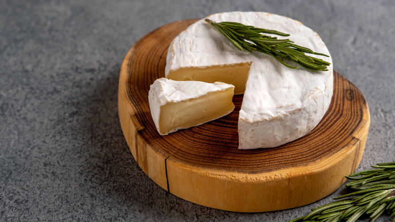 Brie with rosemary