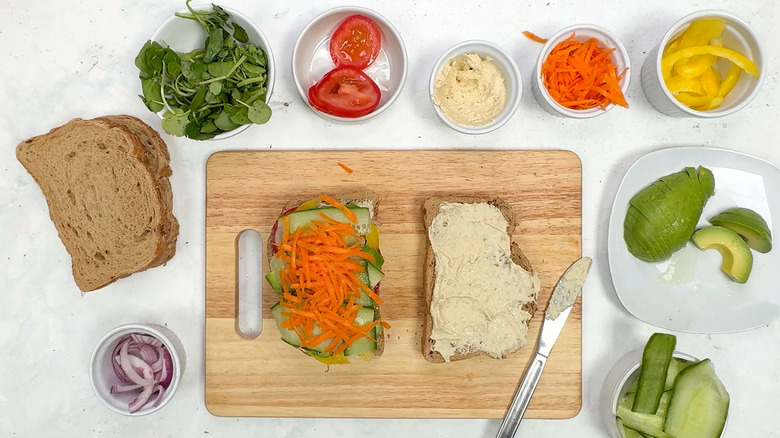 bread with hummus and vegetables