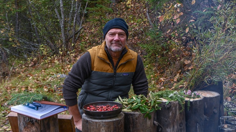 Les Stroud with wild fruits and vegetables 