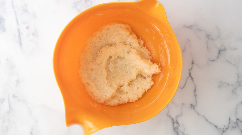 macaroon dough in bowl