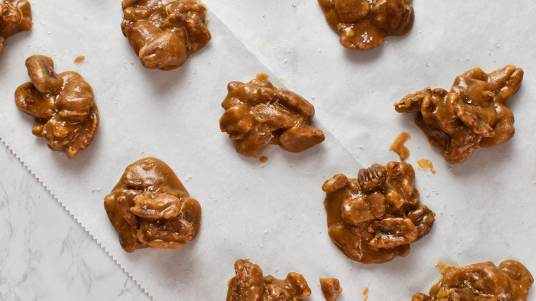 sweet and crunchy pralines 