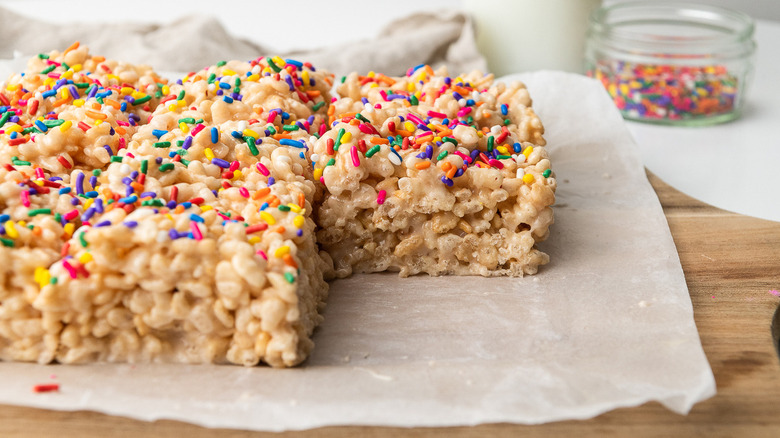 rice krispies treats with sprinkles