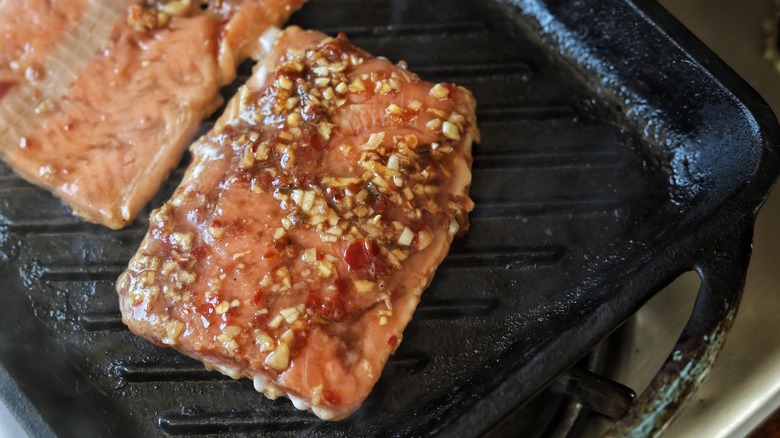 grilling salmon filets