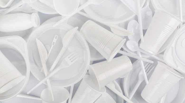 plastic eating utensils