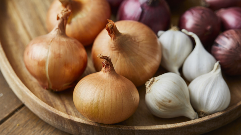 bowl of onions and garlic