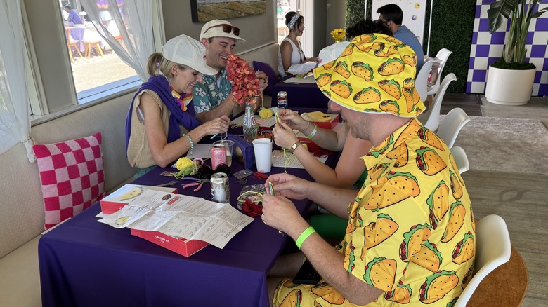 Taco Bell fans crochet tacos