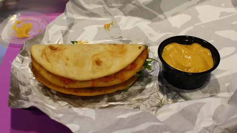 taco bell cheesy street chalupa