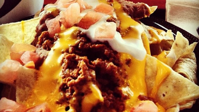 Brunch nachos