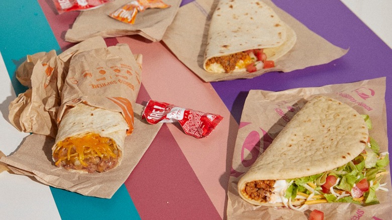 Taco Bell Decades Menu items