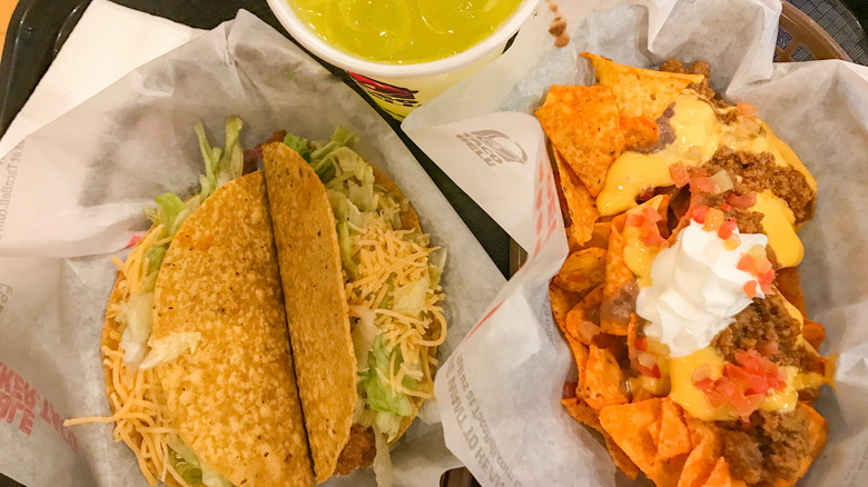 Taco Bell tacos and nachos