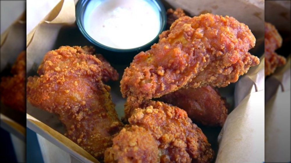 order of Taco Bell's new crispy chicken wings