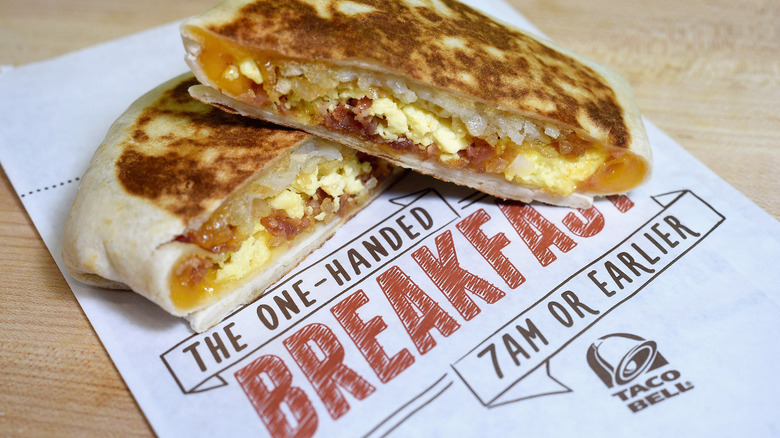 Taco Bell's breakfast crunchwrap