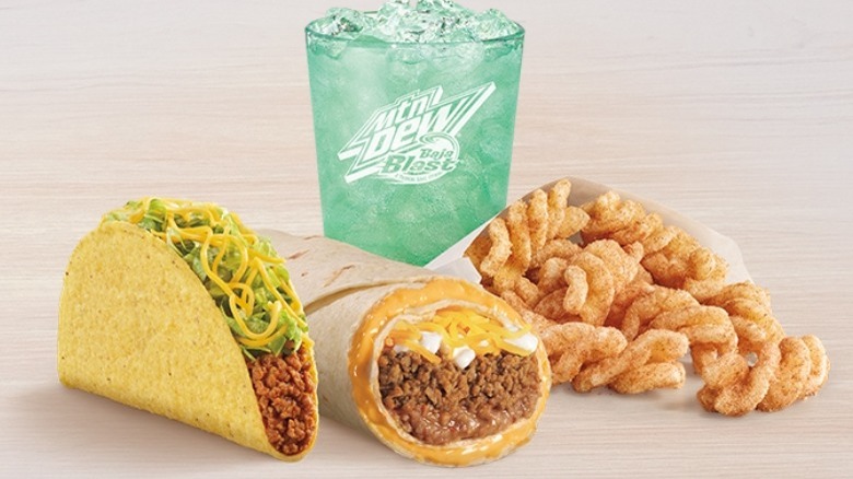 Taco Bell classic combo meal