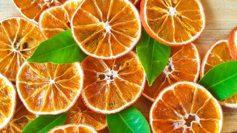 dehydrated orange slices 