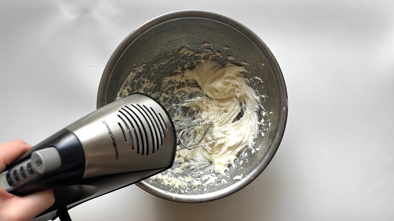 cream cheese frosting in bowl