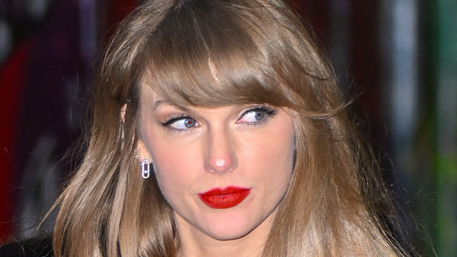 taylor-swift-s-milk-bar-birthday-cake-went-viral-but-you-can-still-buy-one