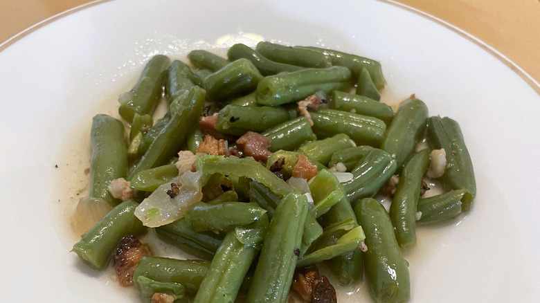 bacon green beans on plate